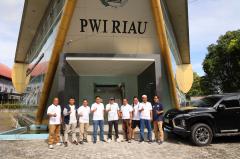 PTPN IV Regional III Perkuat Sinergi dengan PWI Riau Melalui Eksebisi Persahabatan